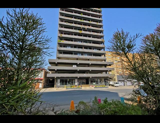 0.5 BEDROOM APARTMENT FOR SALE IN MABONENG